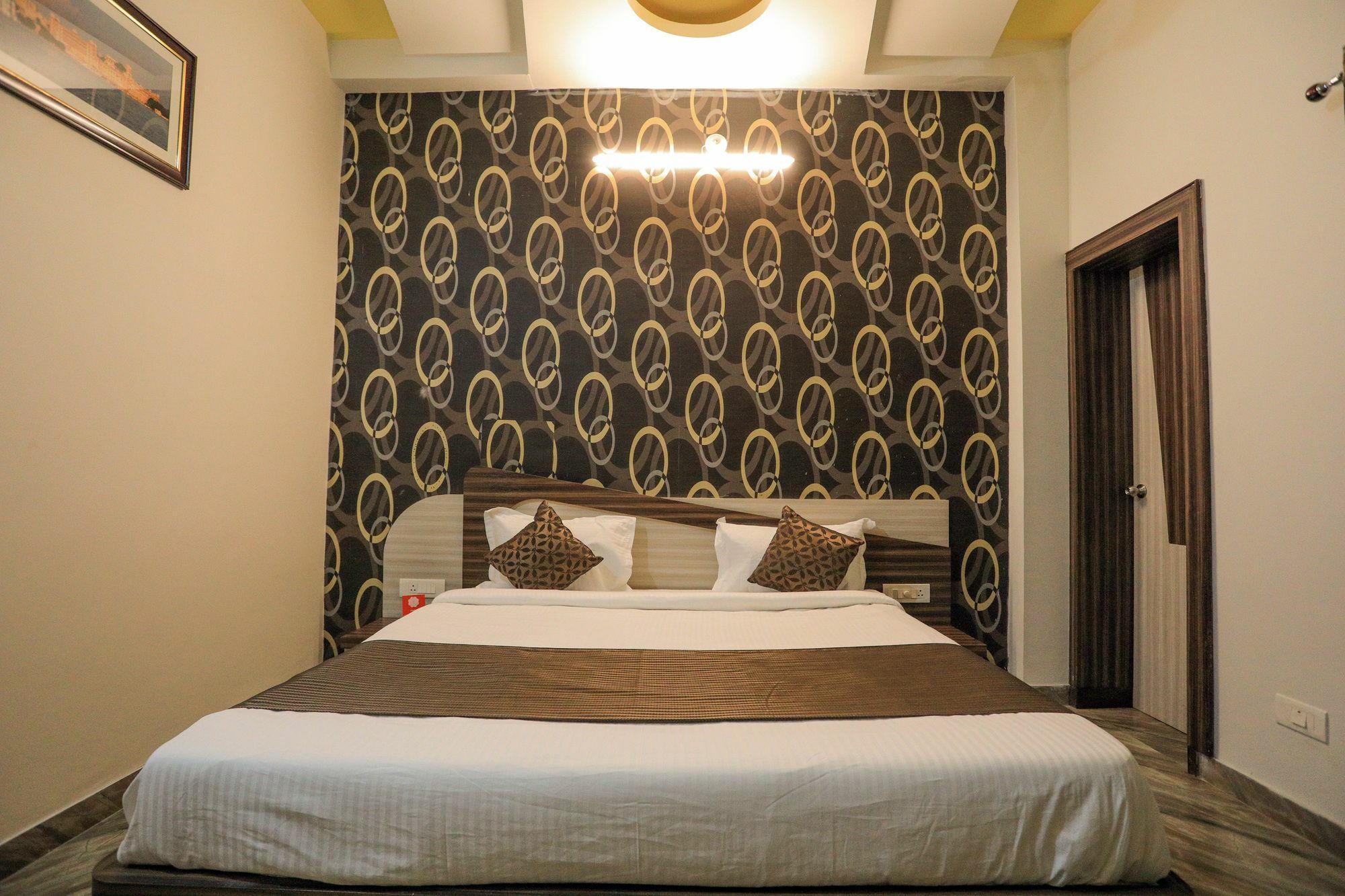 Oyo 10286 Heritage 3bhk Near Hiran Magri Homestay