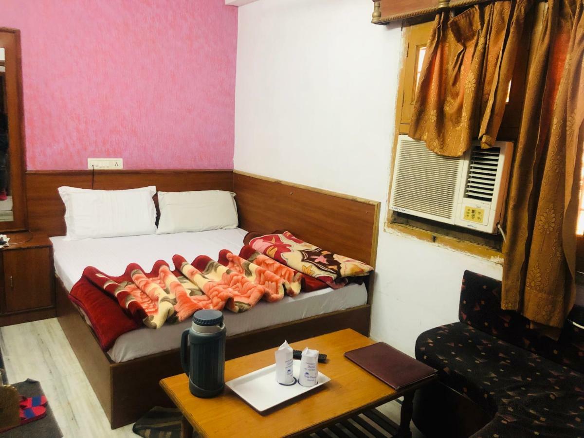 Udai Palace - Centrally Located Budget Family Hotel 3*