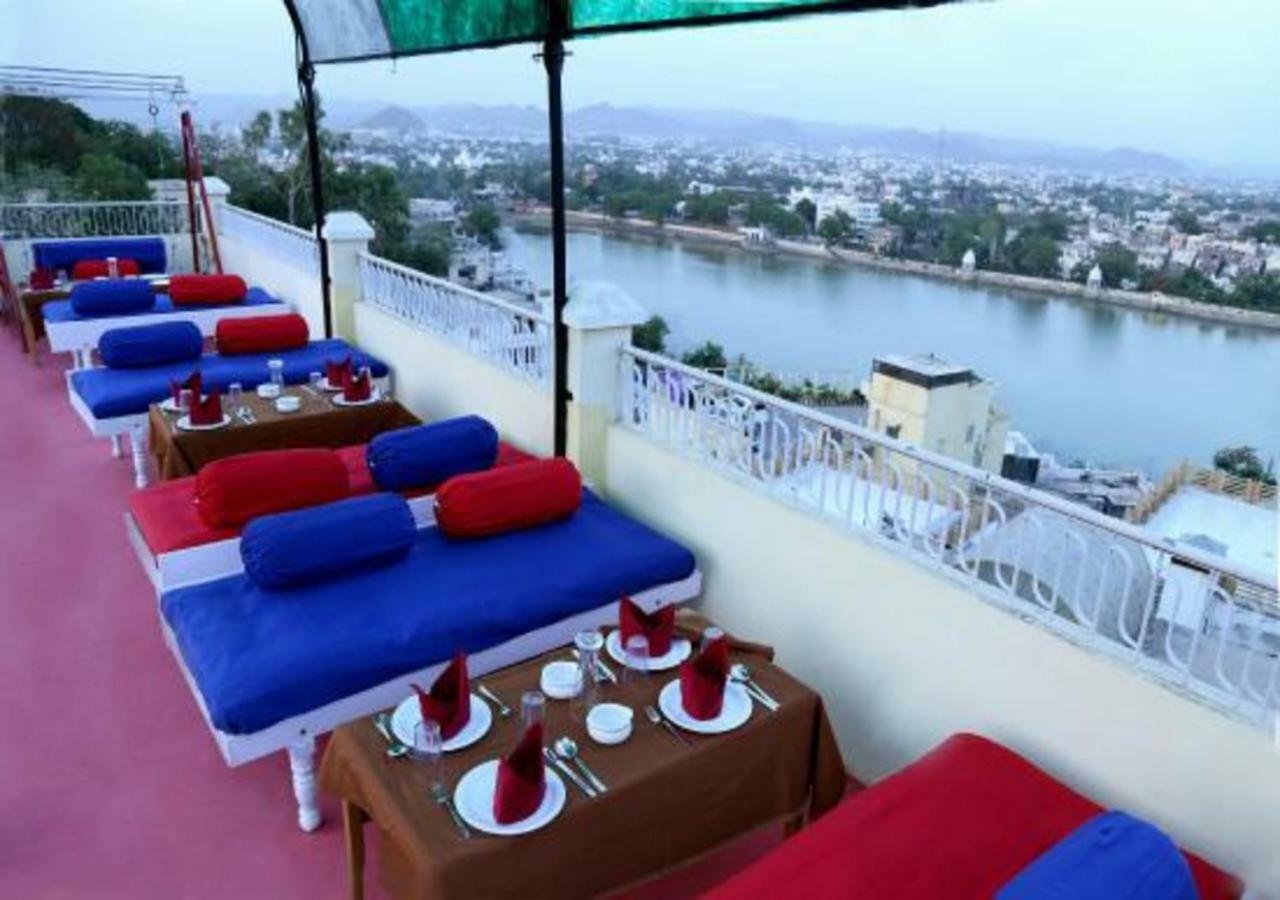 Ambavgarh Palace 3*