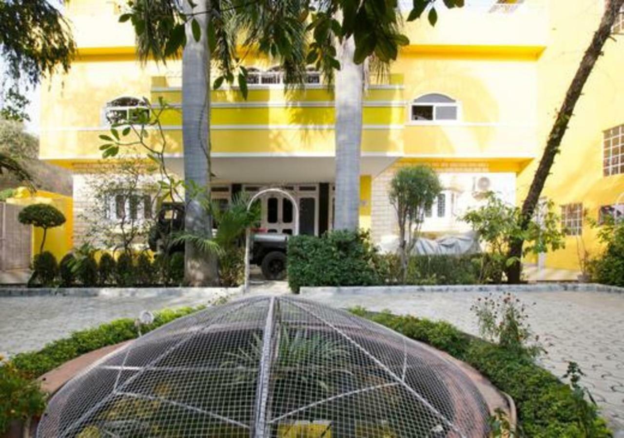 Hotel Ambavgarh Palace Udaipur