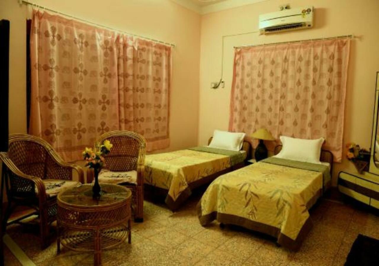 Hotel Ambavgarh Palace 3*
