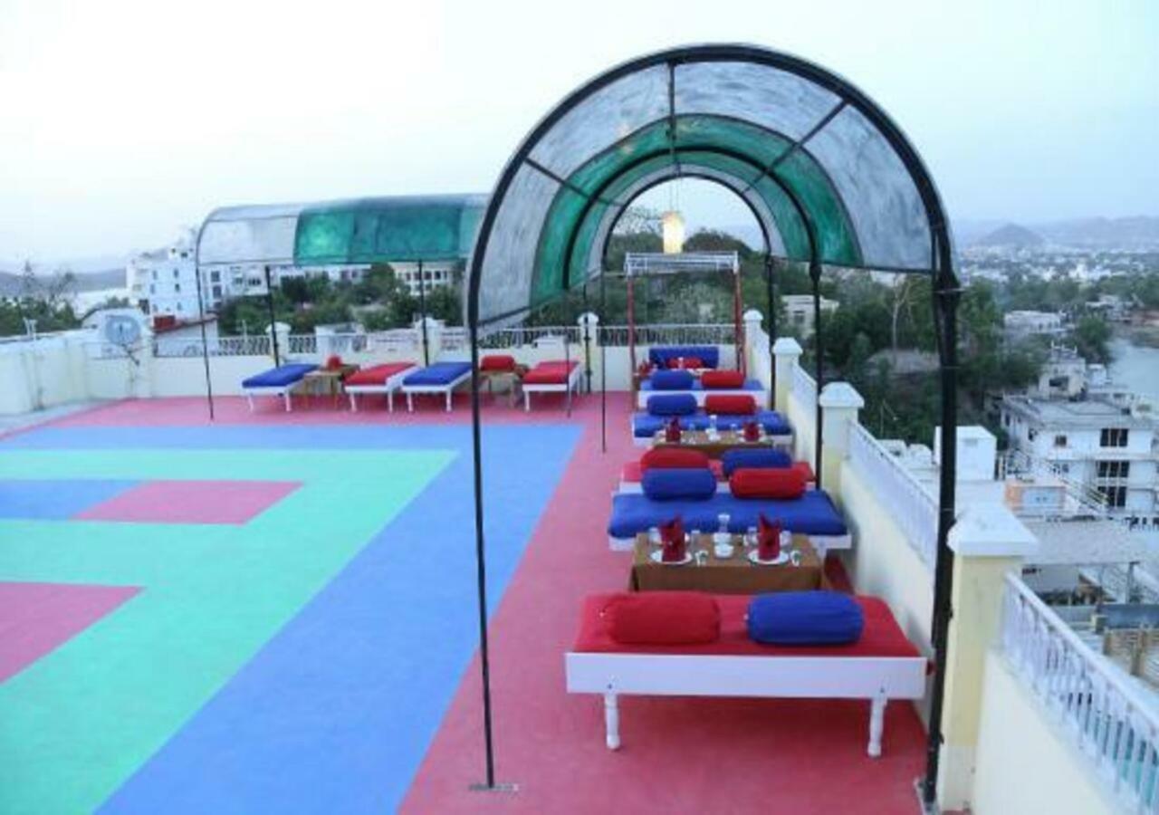 Ambavgarh Palace Hotel