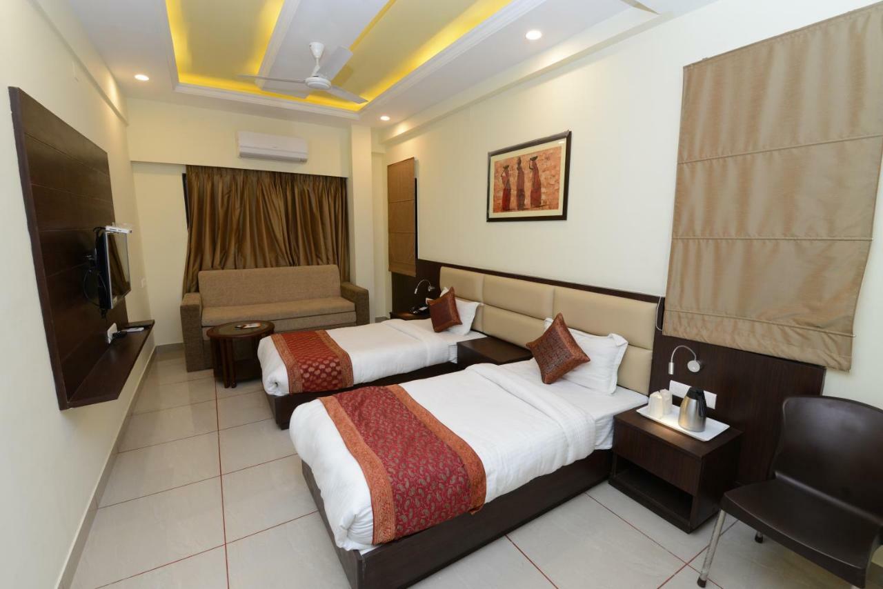 Sanobar Hotel 3*