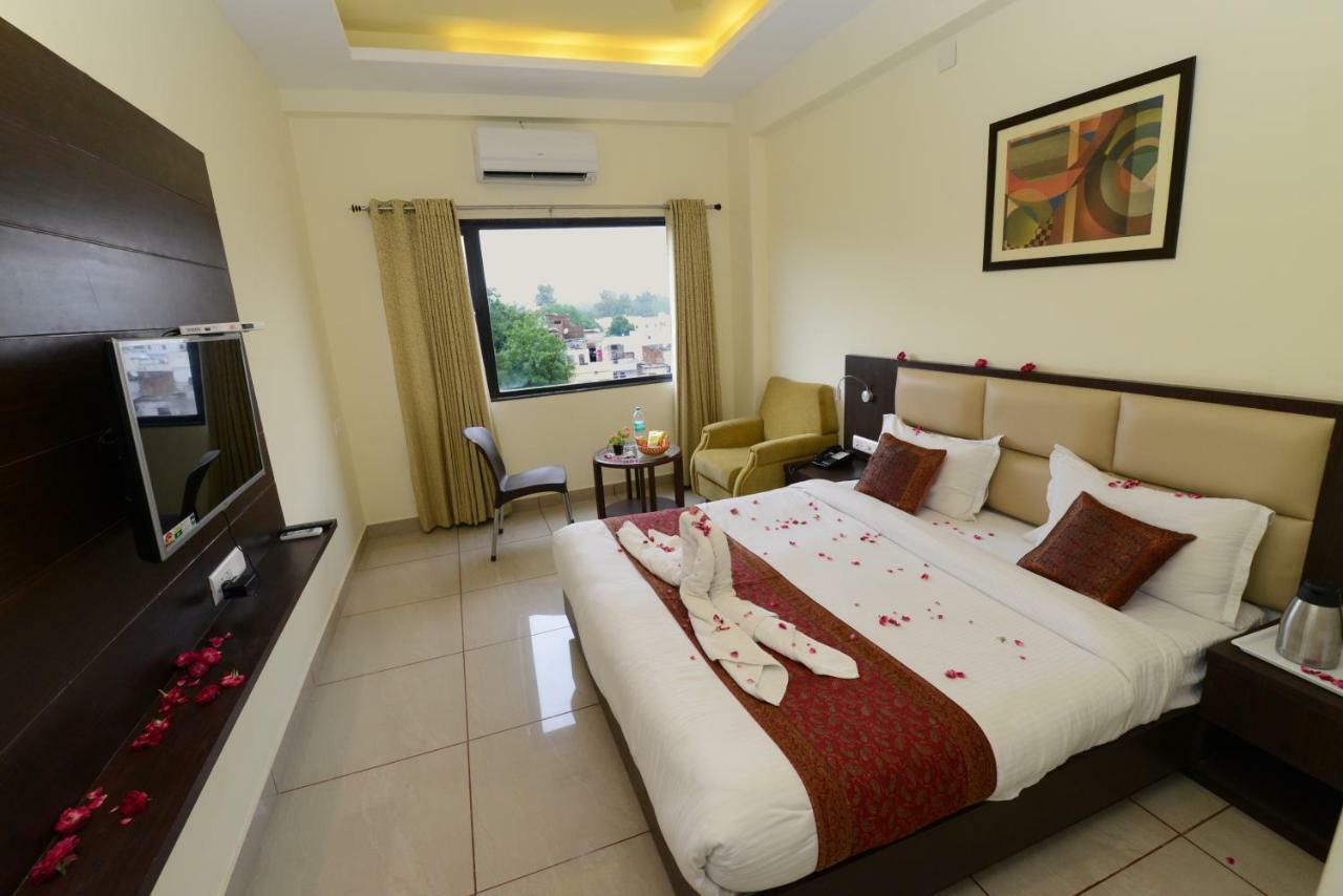 Hotel Sanobar Udaipur