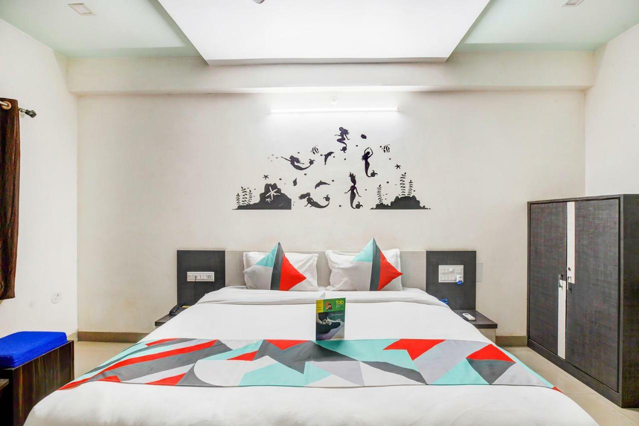 Hotel Fabhotel Himanshi